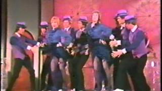 Julie Andrews & Sandy Duncan - The Last Blues Song