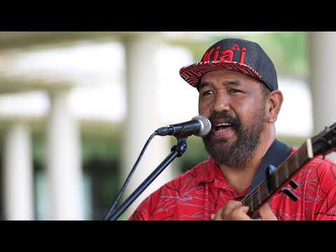 Kawika Kahiapo - Waimanalo (HiSessions.com Acoustic Live!)