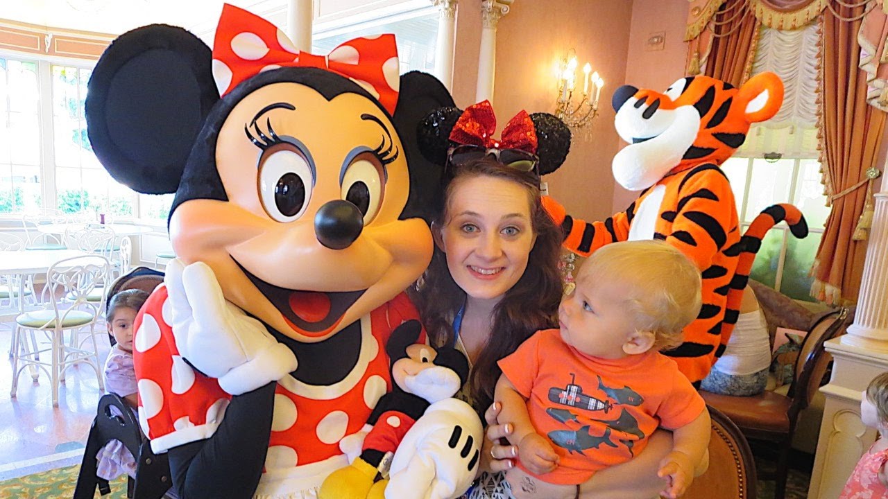BREAKFAST WITH DISNEY! (6.29.14 - Day 520)