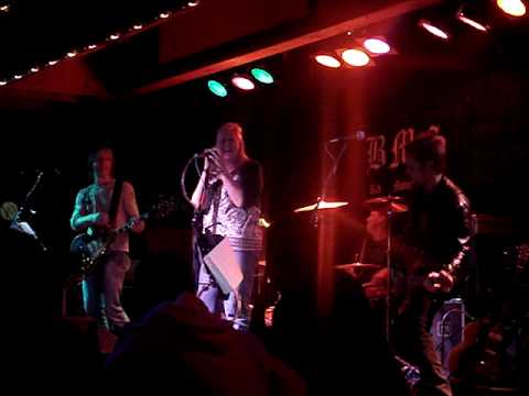 Heart Barracuda Cover at Panchos Sung By Kelli-Jo ...
