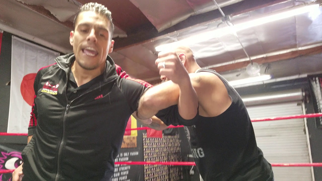 How to take and give the Arm Drag in Pro Wrestling YouTube