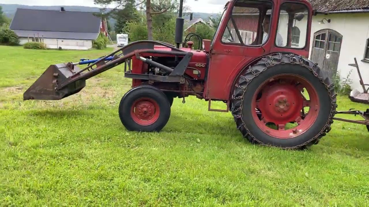 Traktor & tillbehör Volvo BM 400 + lastare & redskap