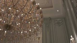 Magnetic - Illit 아일릿 But It Is Playing In An Empty Room