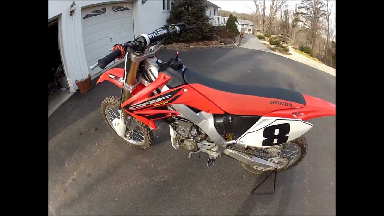 2004 HONDA CRF250R START UP / COLD START - YouTube