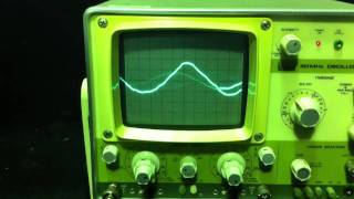 Oscilloscope + We No Speak Americano = This screenshot 4