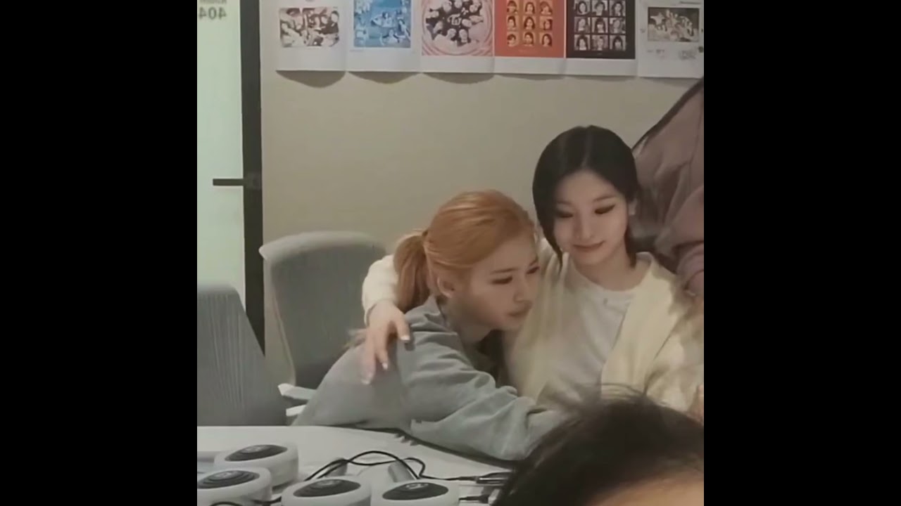 210410 TWICE VLIVE SANA DAHYUN SAIDA MOMENTS