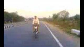 my BOND BUG rockinnnn on NH9.............