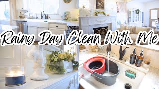 CLEAN WITH ME / RAINY DAY CLEANING MOTIVATION / KITCHEN CLEAN /RELAXING CLEAN WITH ME / Monica Rose