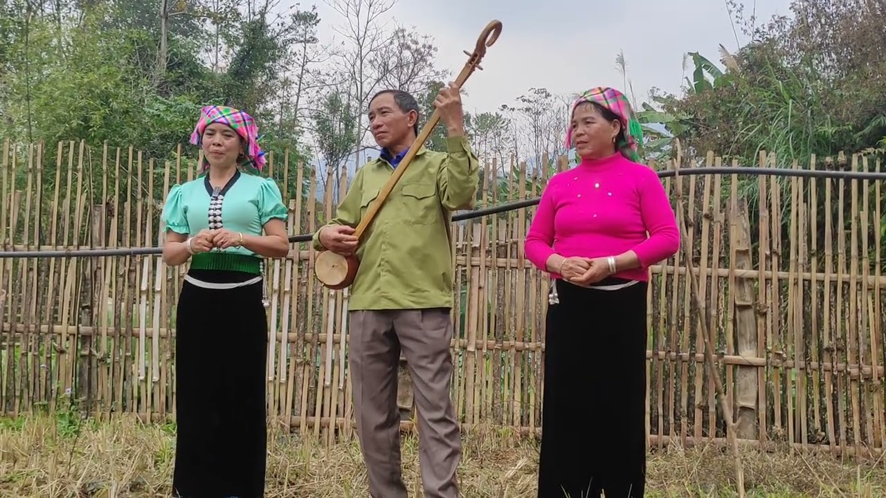 Tòng Văn chài Hoàng Thị Tiên Phương lò Tú Lệ