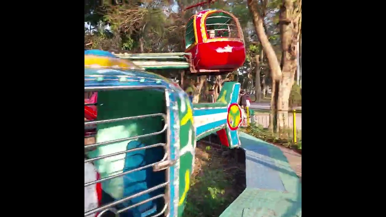 Kem Mit đi máy bay chiều 29 tết 2026