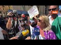 Pascale al Pride: Pannella e Berlusconi mi hanno insegnato la tolleranza