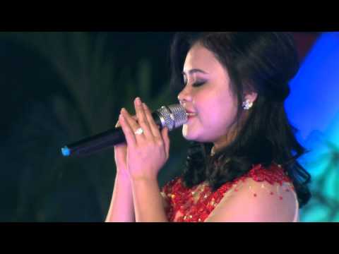 Video 05 Nữ Vương Địa Phận Vinh Lệ Hằng - youtube