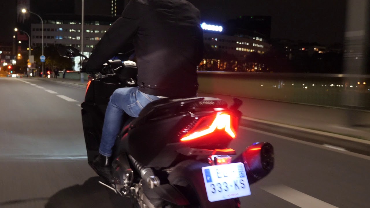 KYMCO AK 550 - Sport Edition - YouTube