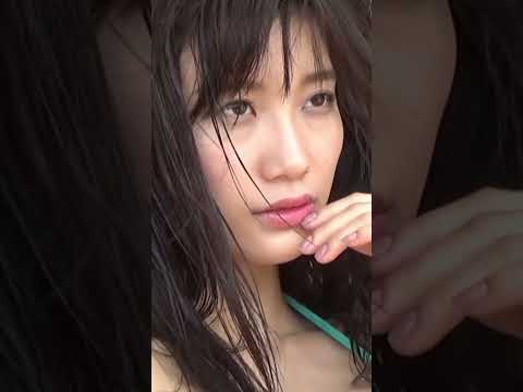 Yuka Ogura 小倉優香 Green Crystalclear Beautiful 