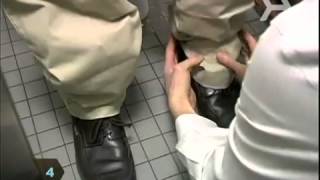 Office Bathroom Prank 1