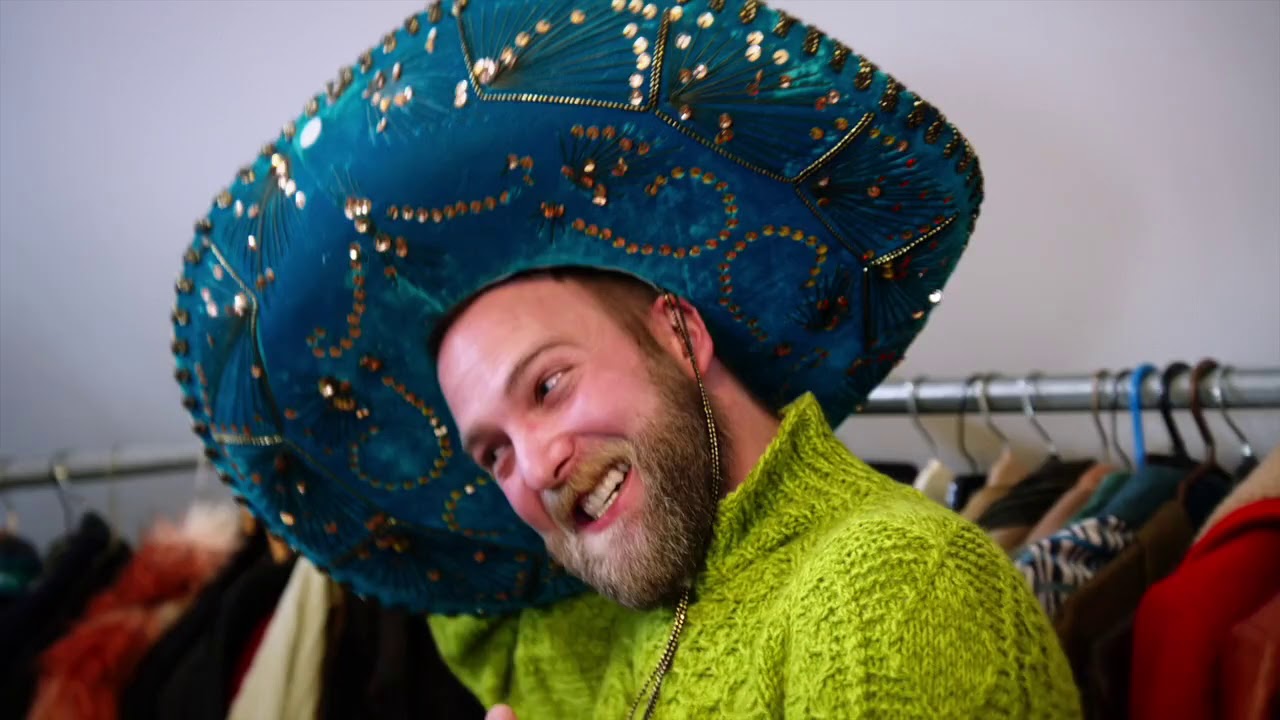 StevenBe Kick Starter ''Through the Looking Glass''