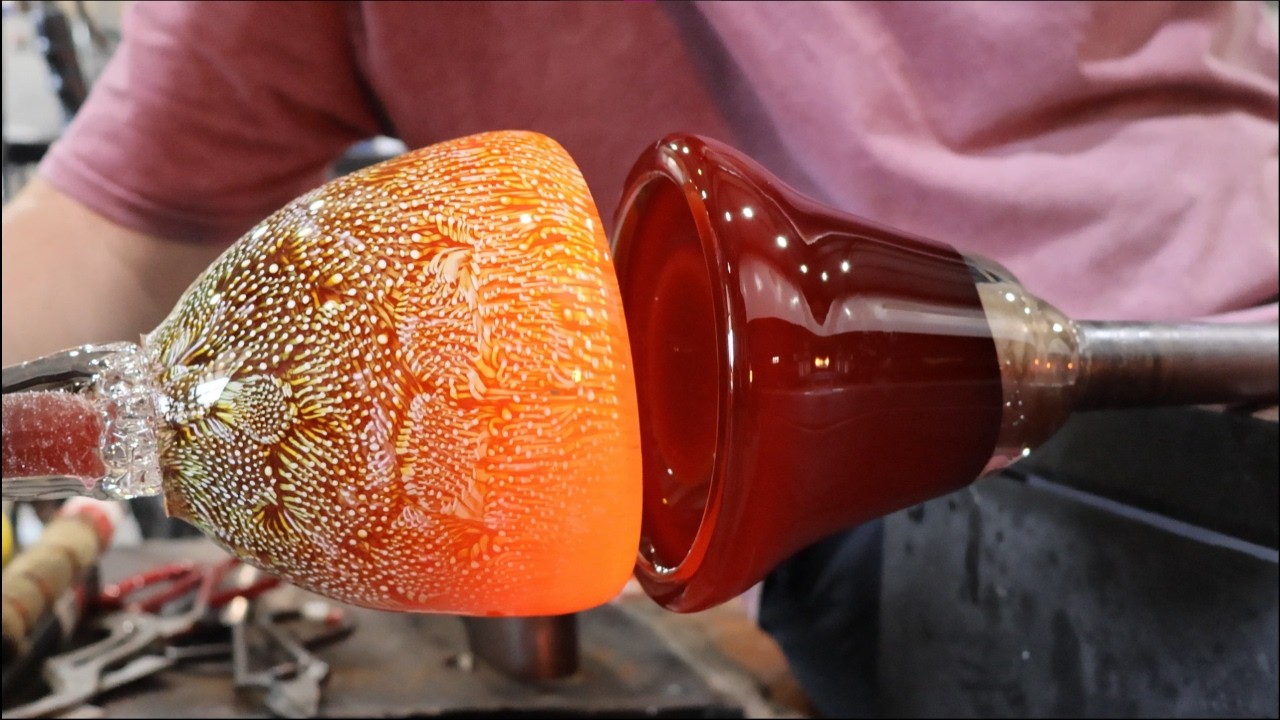 Narrated Glassblowing Demonstration - My Favorite Vase I've Ever Made - Encalmo Technique