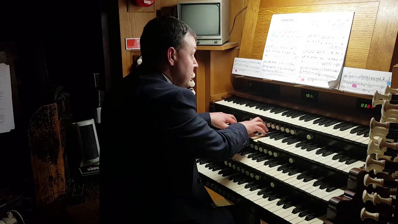 Edward Taylor plays 'Epiphanie' by G. Litaize