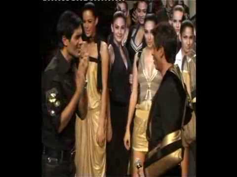 Shahrukh promotes Knight Riders at the Lakme Fashion Week