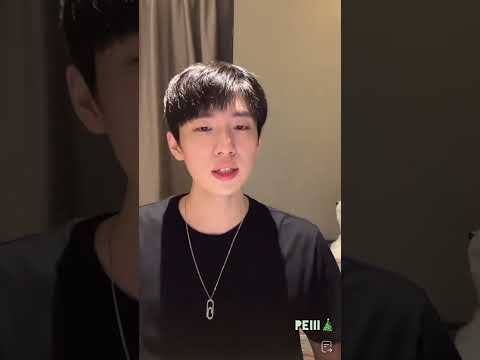 221224 曹杨抖音X’mas Eve直播唱自己的《玩家》