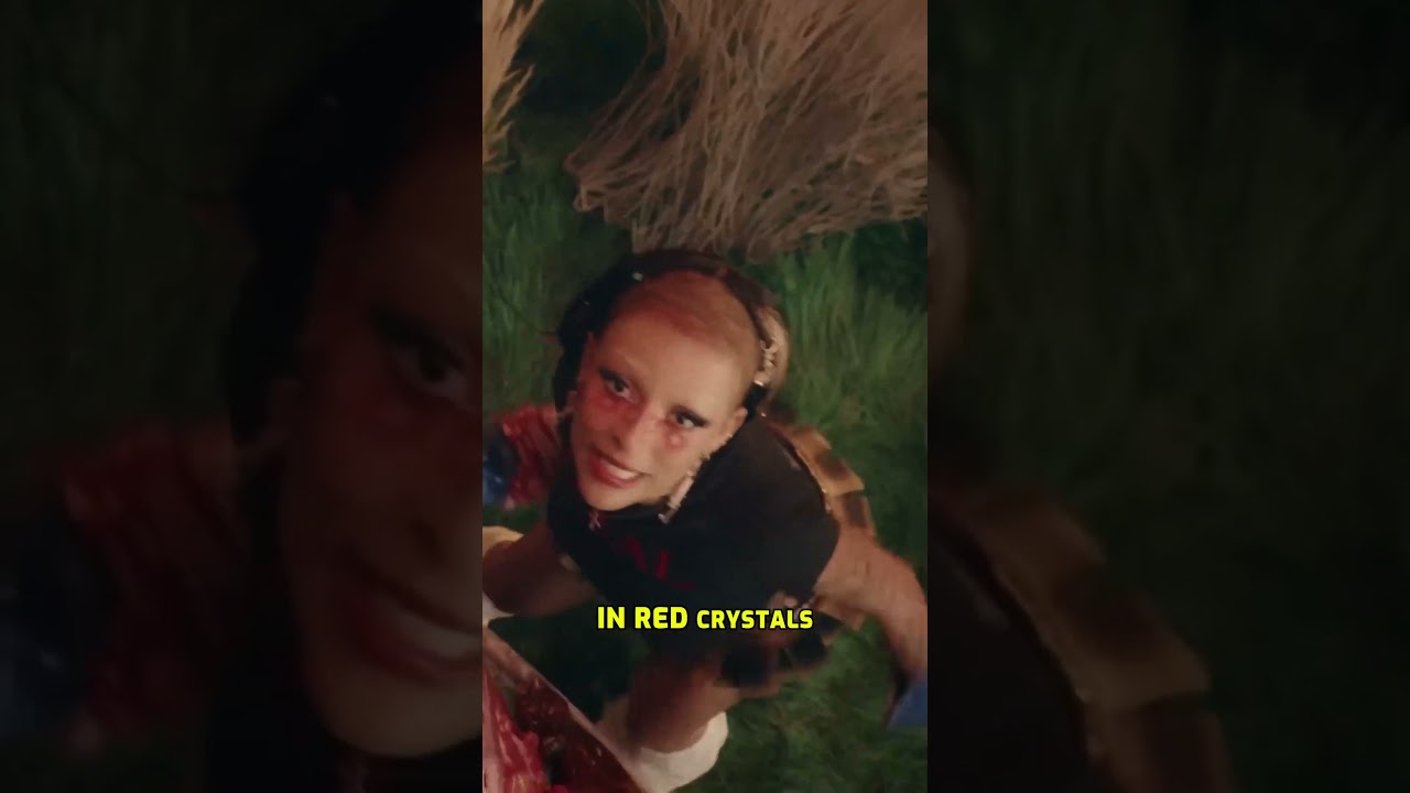 🔥 5 Most Outrageously Dressed Stars at the Latest Award Show 🎭✨