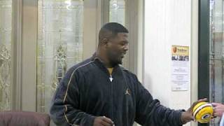 Former Packer LeRoy Butler visits Menards