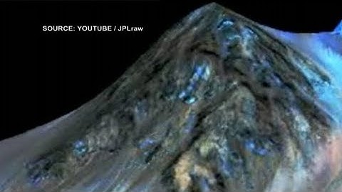 Massive deposits of ice found under surface of Mars