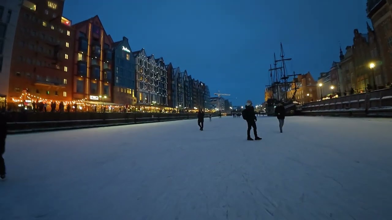 An Unusual Winter Walk on the Frozen Motława River | Gdańsk Old Town