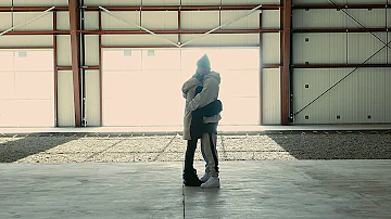 Elliott Taylor & Skylar Grey - Claws (Official Music Video)