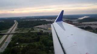 United Express (GoJet) Bombardier CRJ-700 Landing in CVG