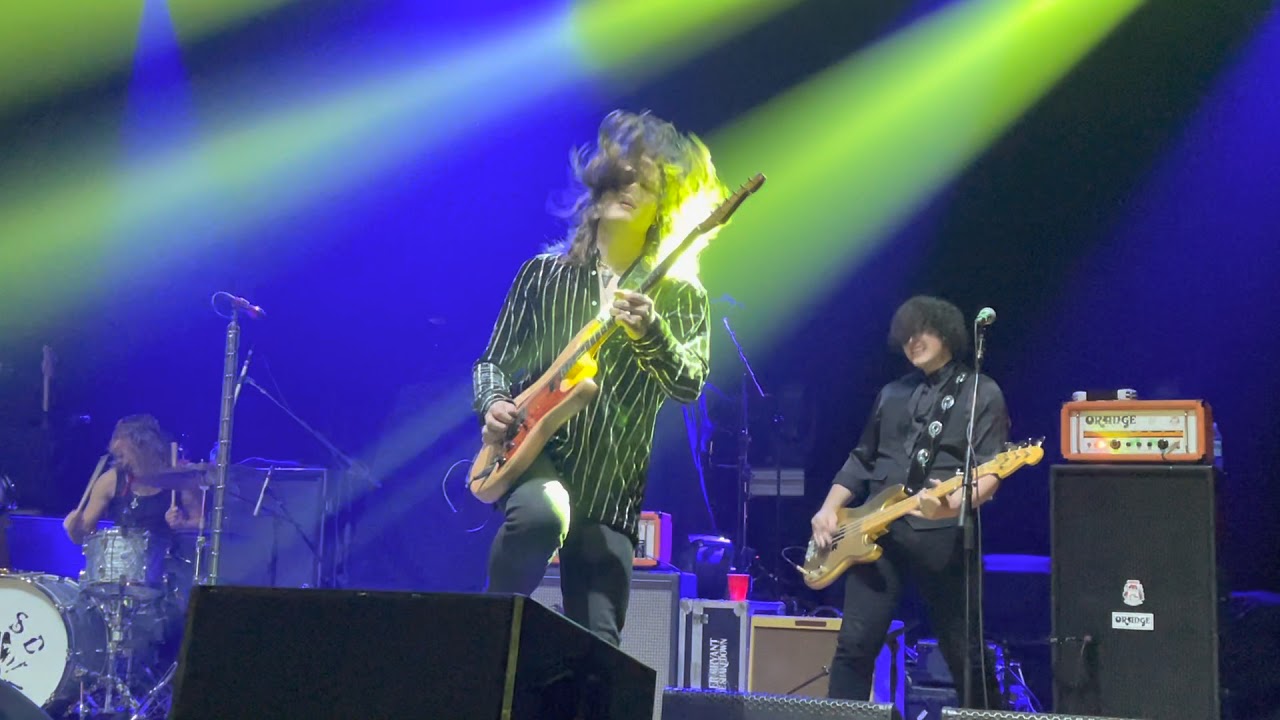 Tyler Bryant & the Shakedown - “House on Fire” at Worcester Palladium (11/05/21)