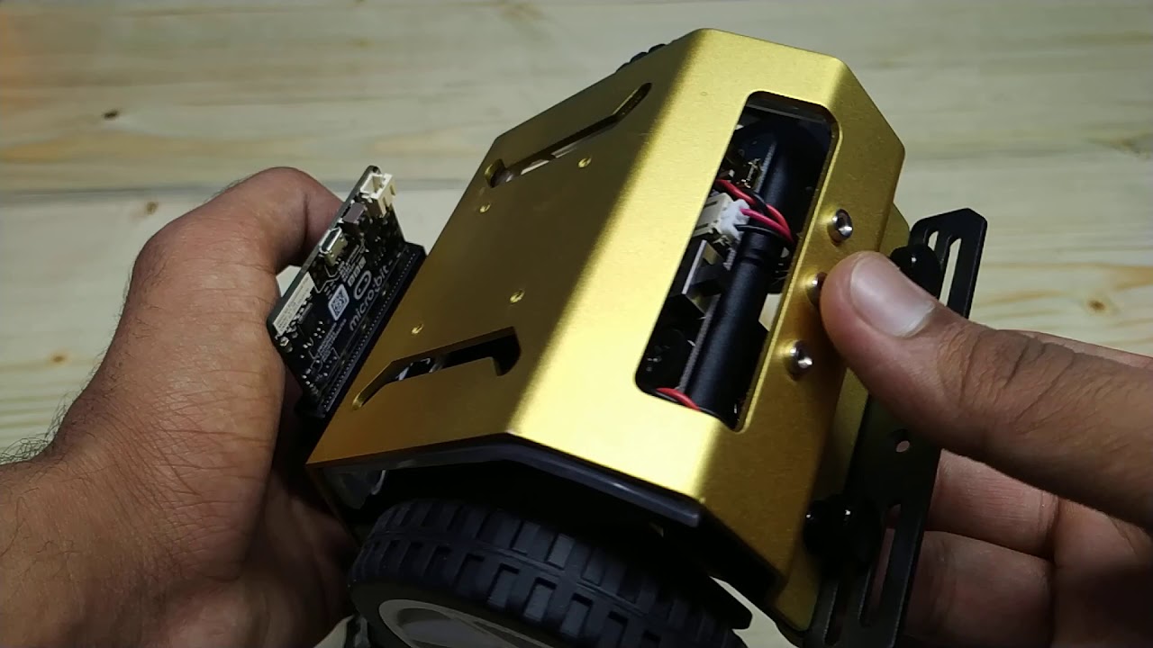 Max:Bot from DF Robot - YouTube