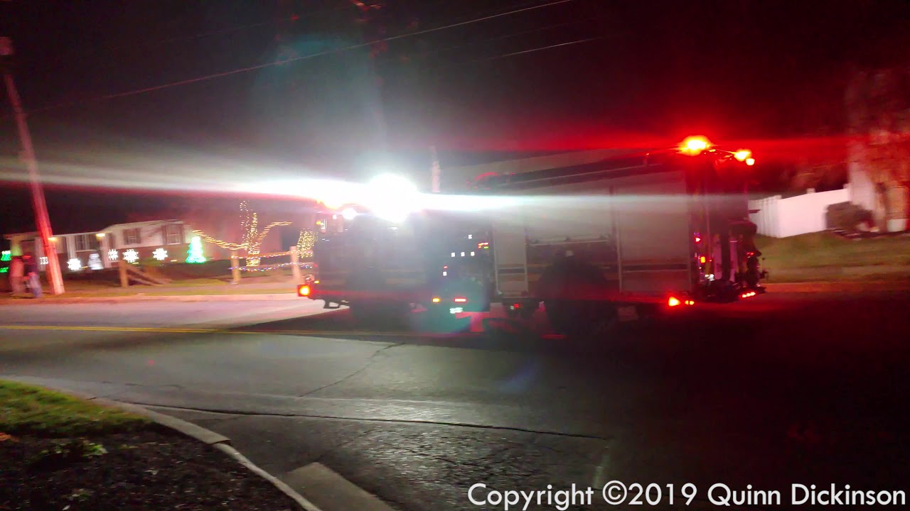 Spring Engine 85 Engine 85 Arriving on Scene at a MVA w/ Fire - Spring Township, PA ...