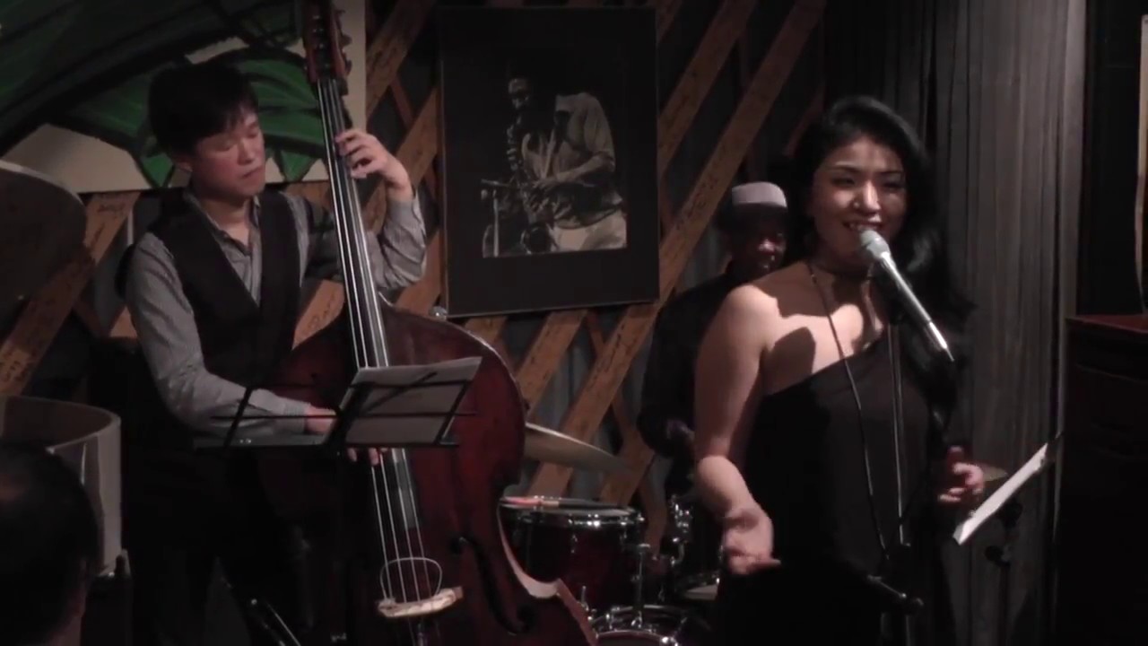 「夜のストレンジャー」Strangers in the Night 　深尾多恵子(TAEKO) @ le club jazz in Kyoto