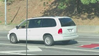 Police looking for driver who fired shots at 2 cars on I-75