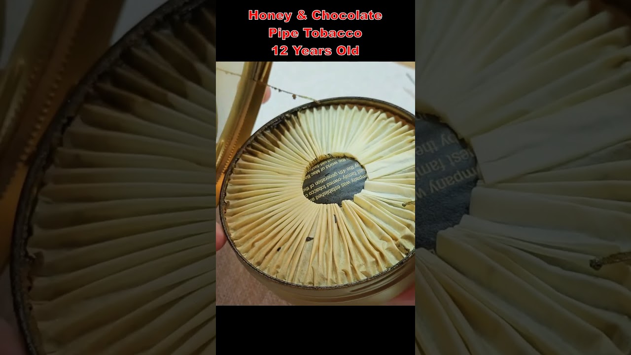 Открываем банку 12-летнего трубочного табака 