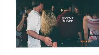 Famous Yes Interviews: 10/99 - Steve Howe on Westwood One (incl. "Second Initial") Wealth