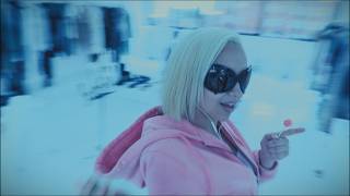 Luwi Won ft. MEYY - Hot Topic