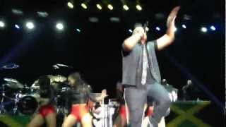Sean Paul - So Fine + Get Busy - live in Berlin 29 August 2012