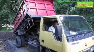 Dump Truck Mitsubishi Colt Diesel Unloading Dirt