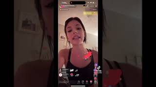 Famous Cora tilley drama with her dad Net Worth