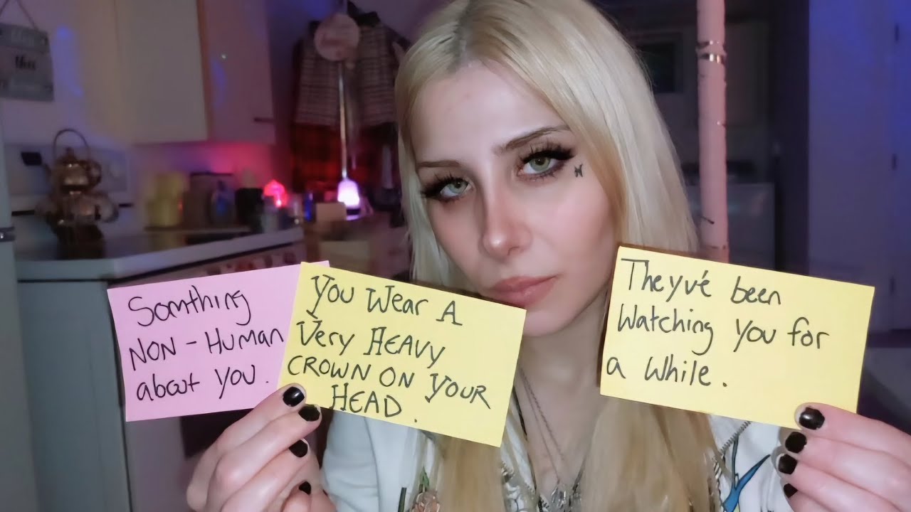 Этот объект моей симпатии и многие другие молча смотрят на тебя, восхищаясь тобой. Ты носишь на г...