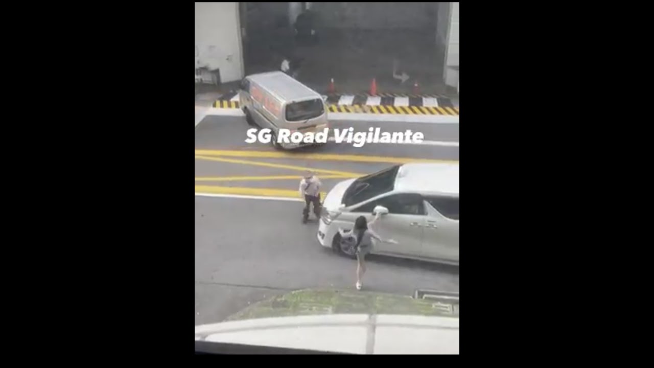 6jul2022 lady kick prime royal limo vellfire driver retaliate