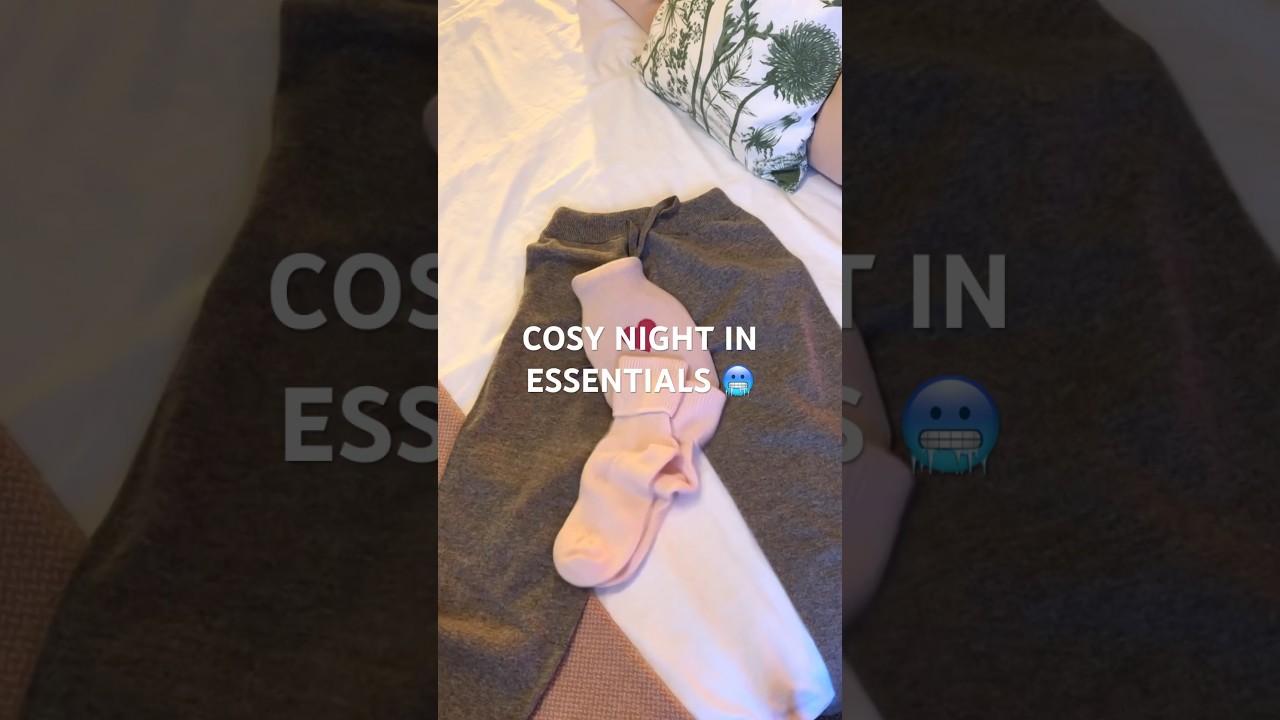 Stay warm and cosy in Scottish cashmere lounge pants! 