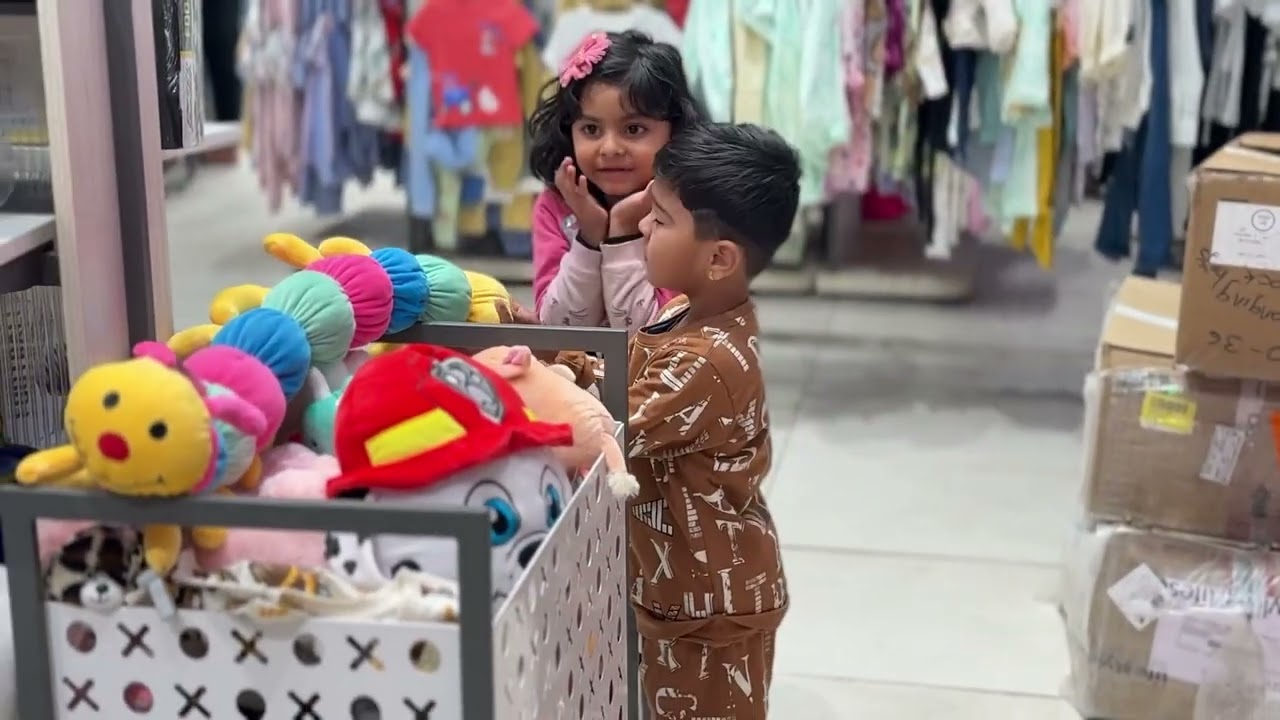 Phonic millennium mall Wakad  shopping vibe