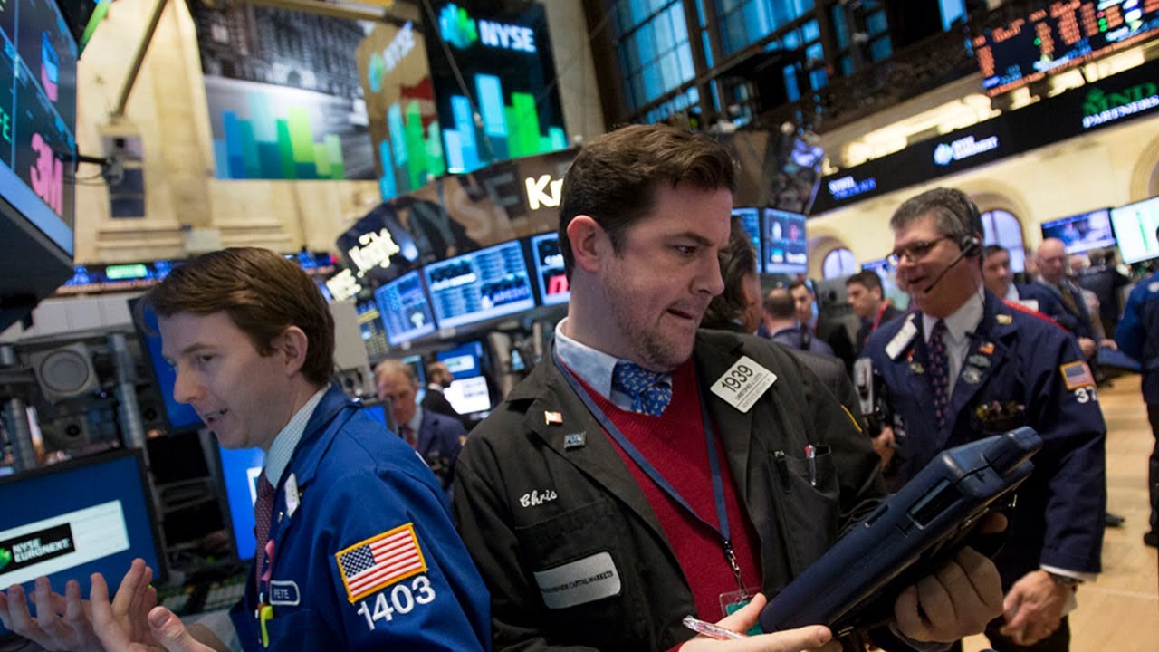 Markets Close Mixed, Nasdaq Hits 13 Year High Markets Close Mixed, Nasdaq Hits 13 Year High