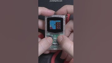 Playing Zool: Ninja of the Nth Dimension (Game Gear) on the Pocketsprite!