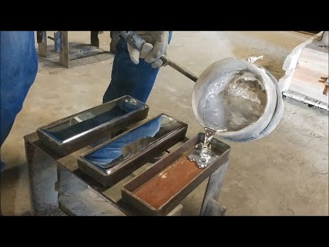 Casting zinc ingots from scrap metal