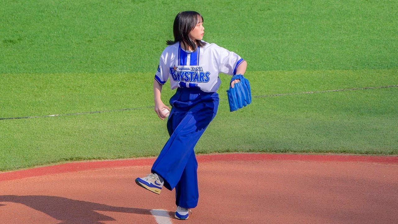 日向坂46 山口陽世  セレモニアルピッチ    11/22 横浜スタジアム