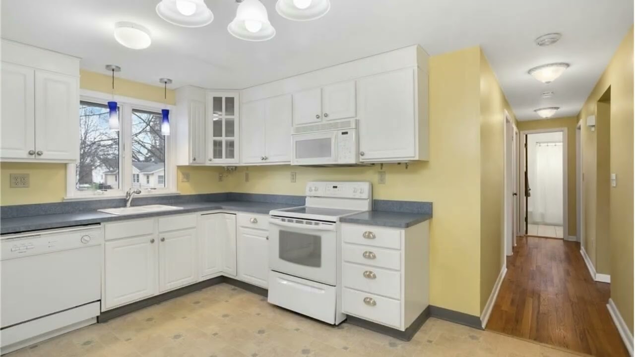 4901 Driftwood Drive Liverpool, NY 13088